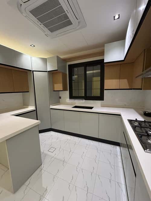 4 bedroom floor in Al Narjis 5