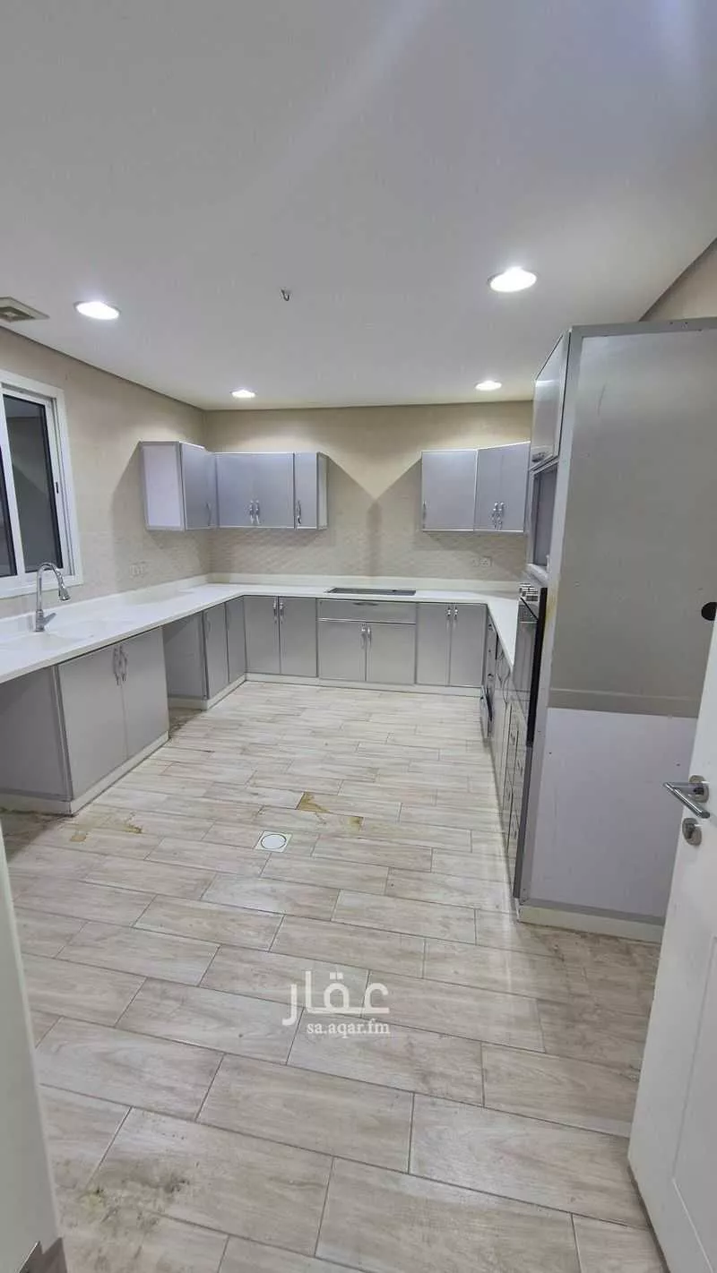 5 bedroom apartment in Hajar, Eastern Province 9