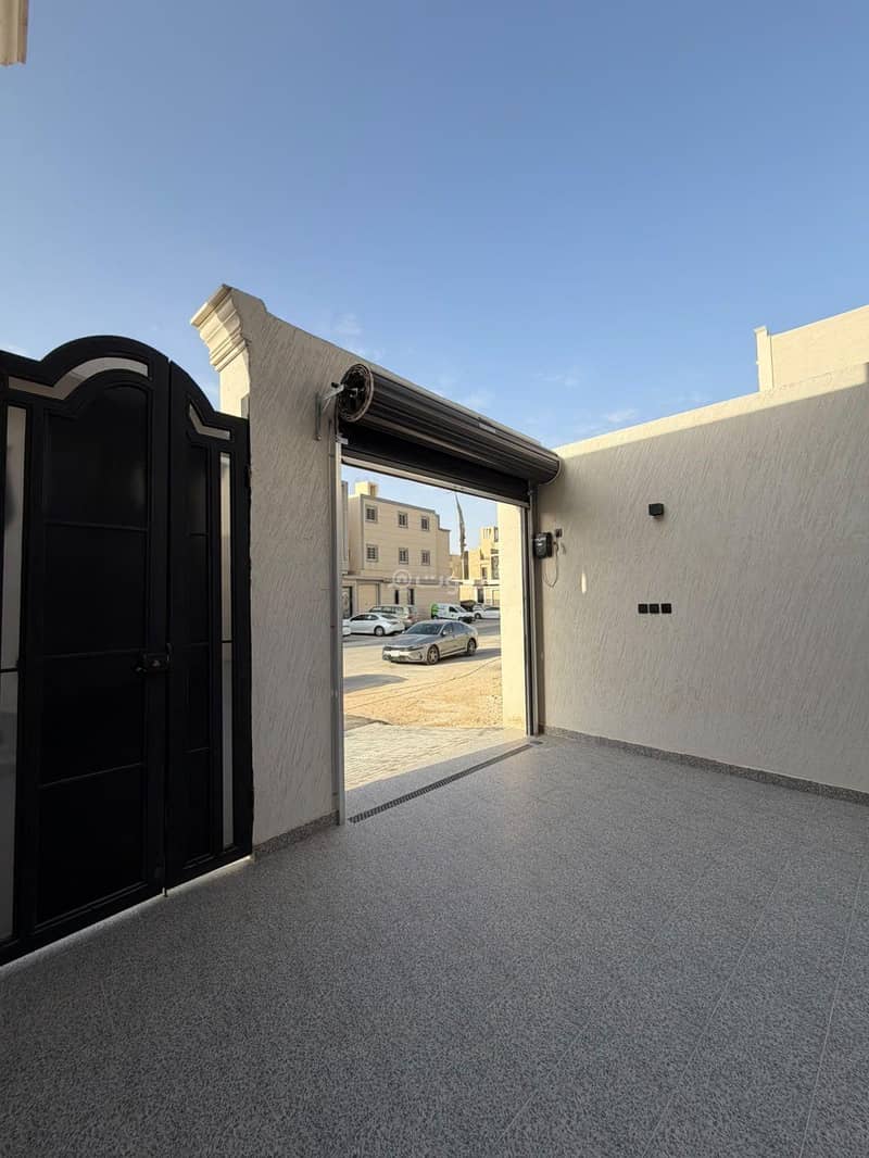 7 bedroom villa in Al Bayan, Riyadh 23