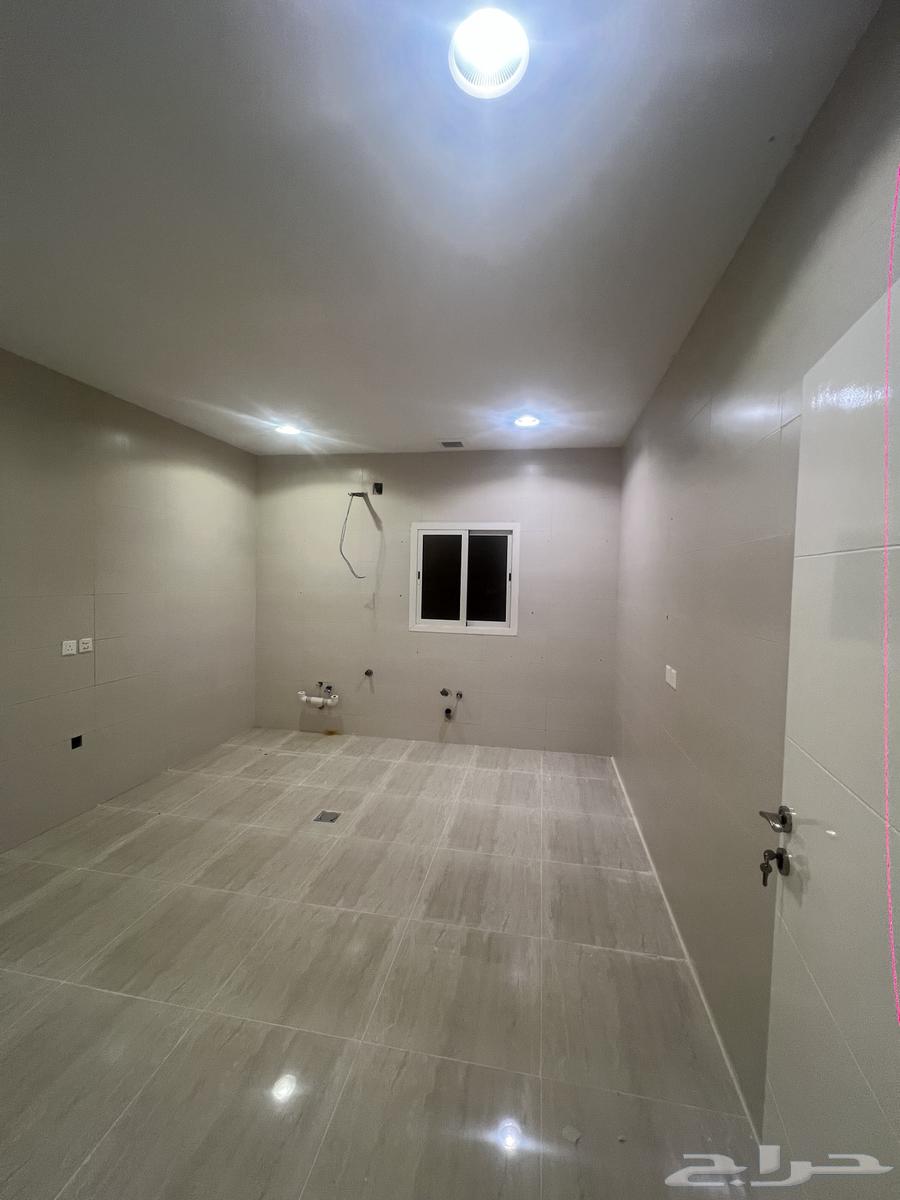 4 bedroom apartment in Hajar, Eastern Province 11
