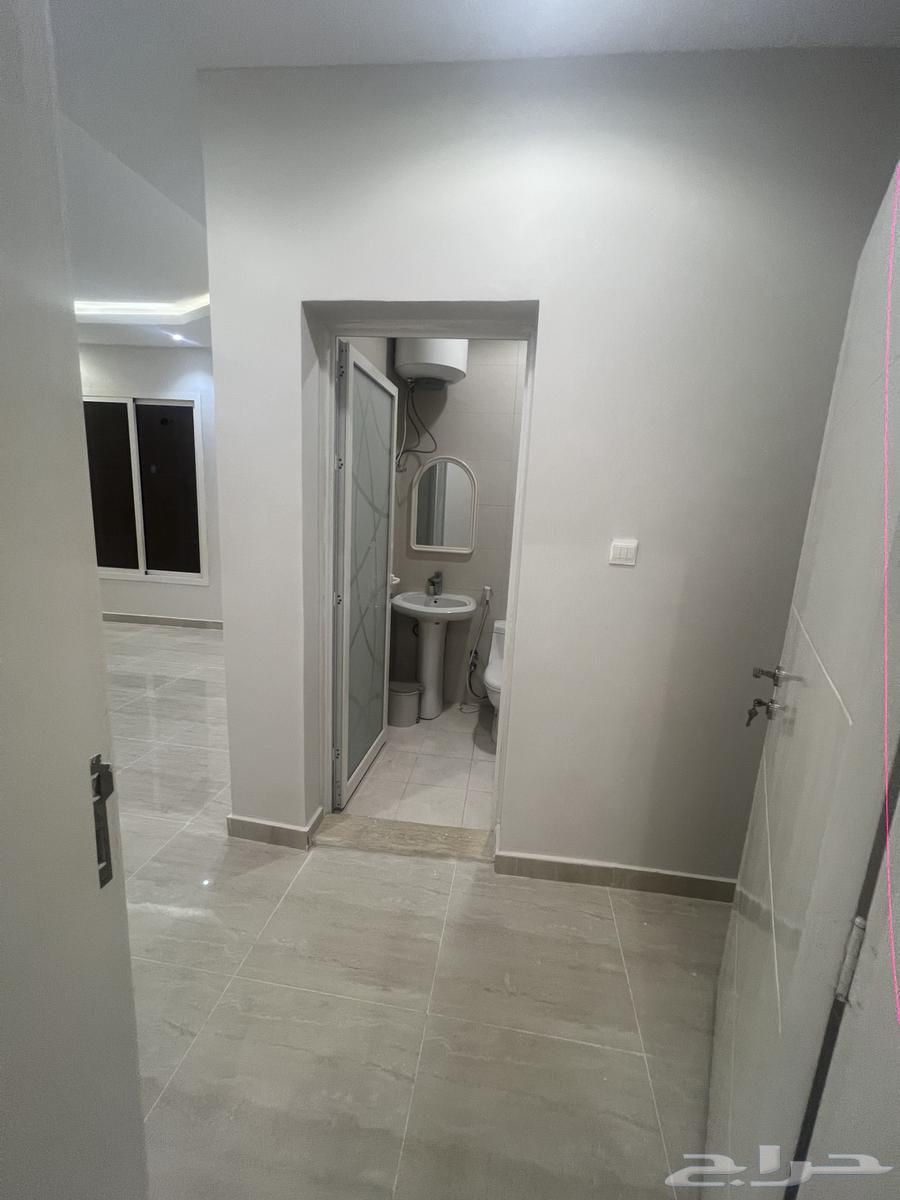 4 bedroom apartment in Hajar, Eastern Province 15