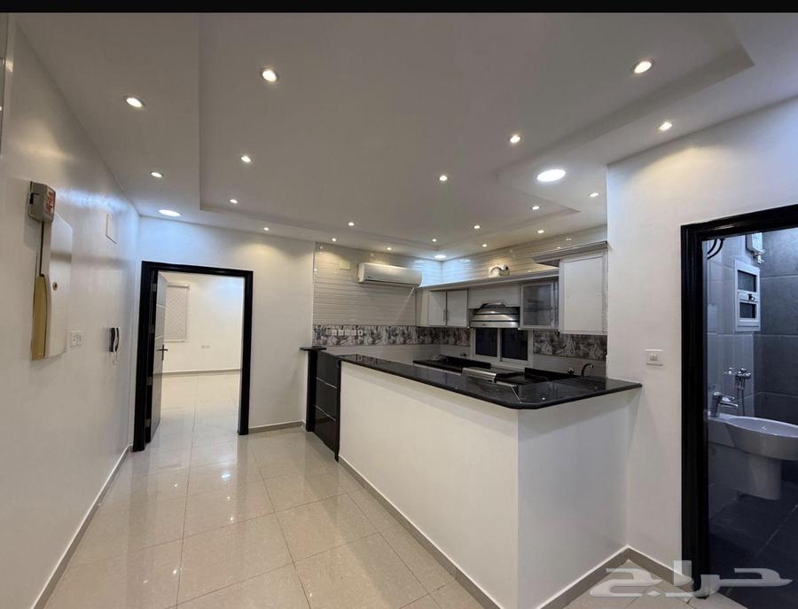 3 bedroom apartment in Al Areedh, Madinah 3