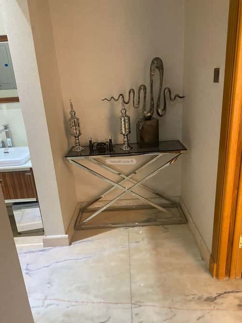 5 bedroom villa in Al Malqa 9