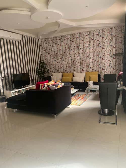 5 bedroom villa in Al Malqa 3