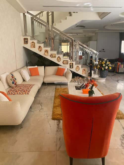 5 bedroom villa in Al Malqa 15
