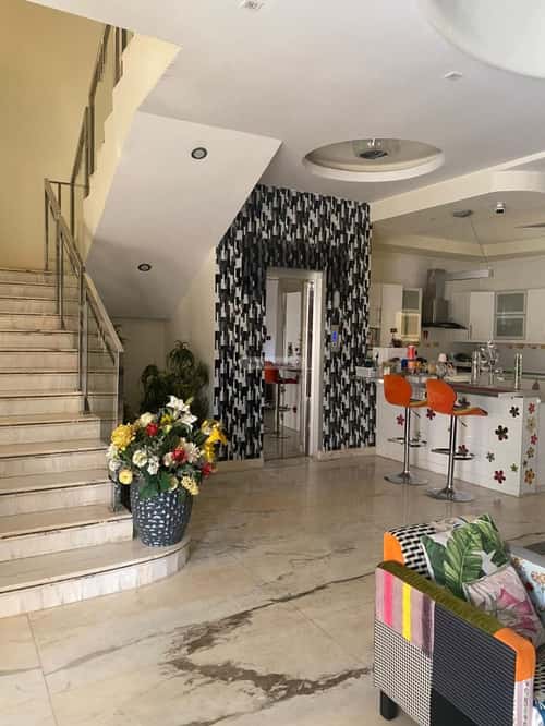 5 bedroom villa in Al Malqa 12