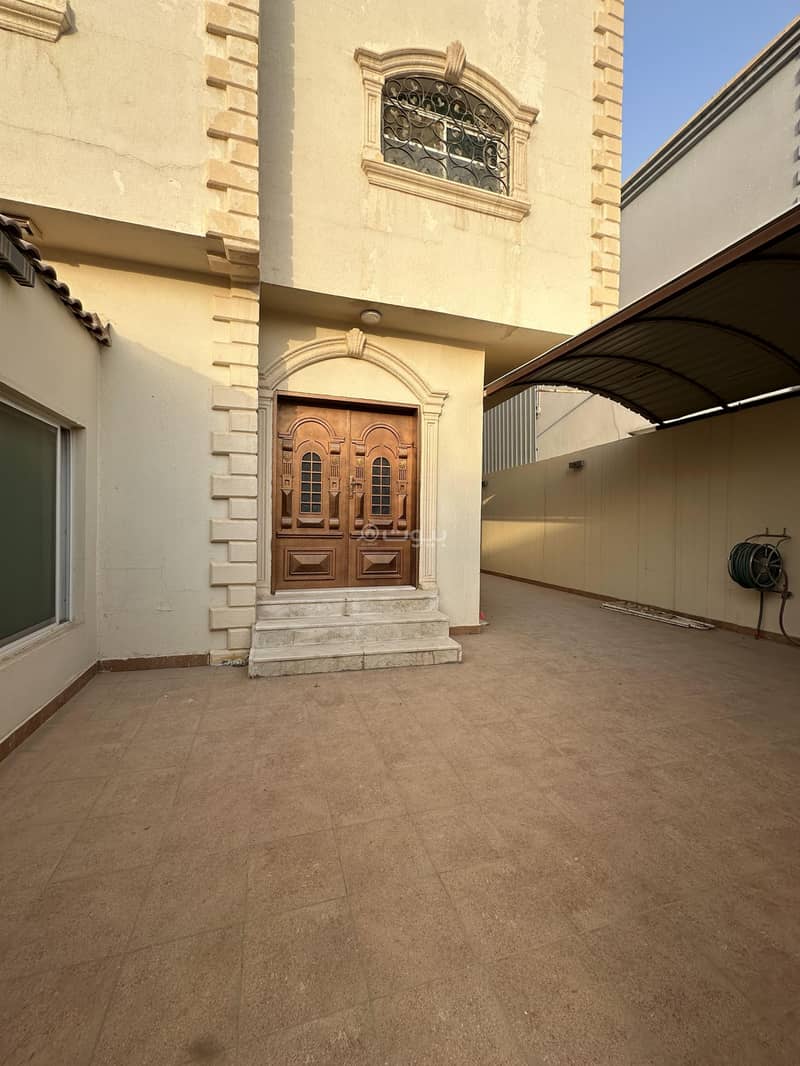 5 bedroom villa in Ishbiliyah, Riyadh 3