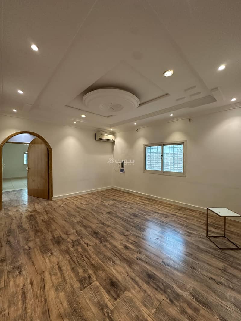 5 bedroom villa in Ishbiliyah, Riyadh 33