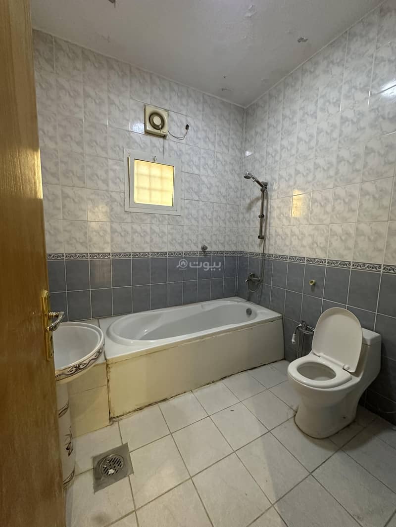 5 bedroom villa in Ishbiliyah, Riyadh 39