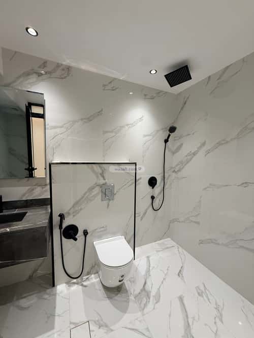 4 bedroom apartment in Dhahrat Laban 10
