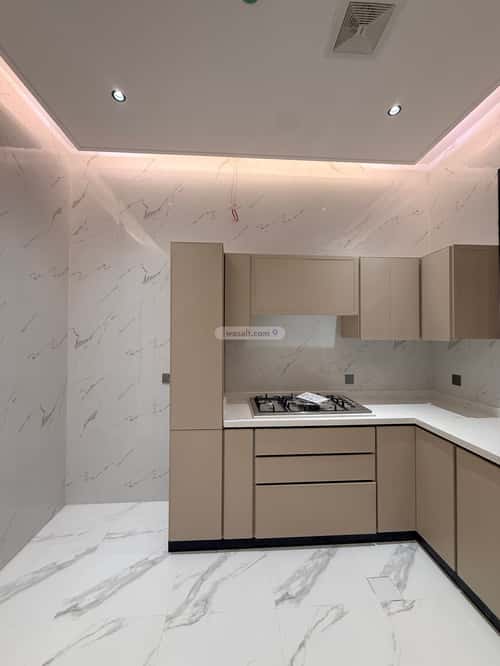 4 bedroom apartment in Dhahrat Laban 7