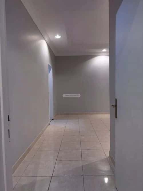 شقة 3 غرف في الرمال 3