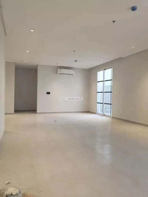 3 bedroom apartment in Al Malqa 4