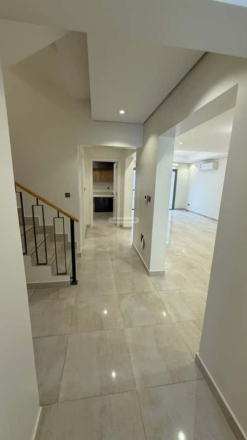 فيلا 5 غرف في النرجس 1