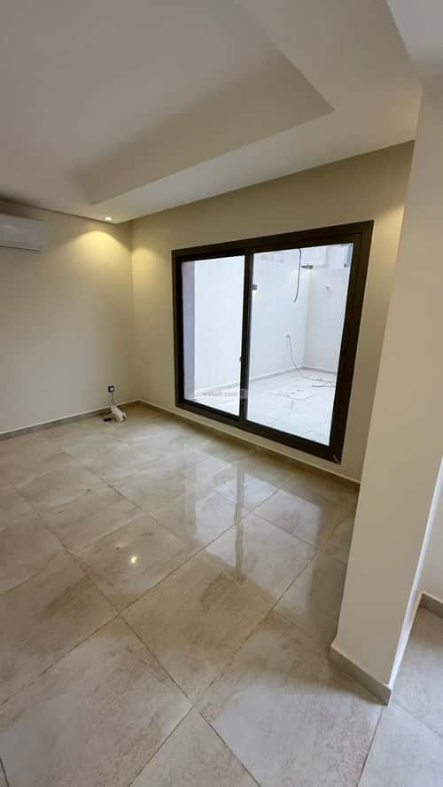 فيلا 5 غرف في النرجس 5