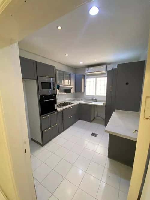 شقة 3 غرف في الرمال 3