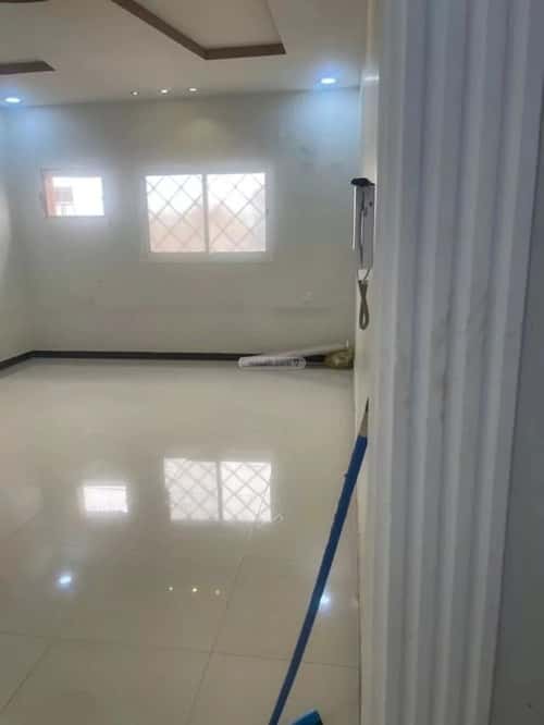 شقة 3 غرف في الرمال 4