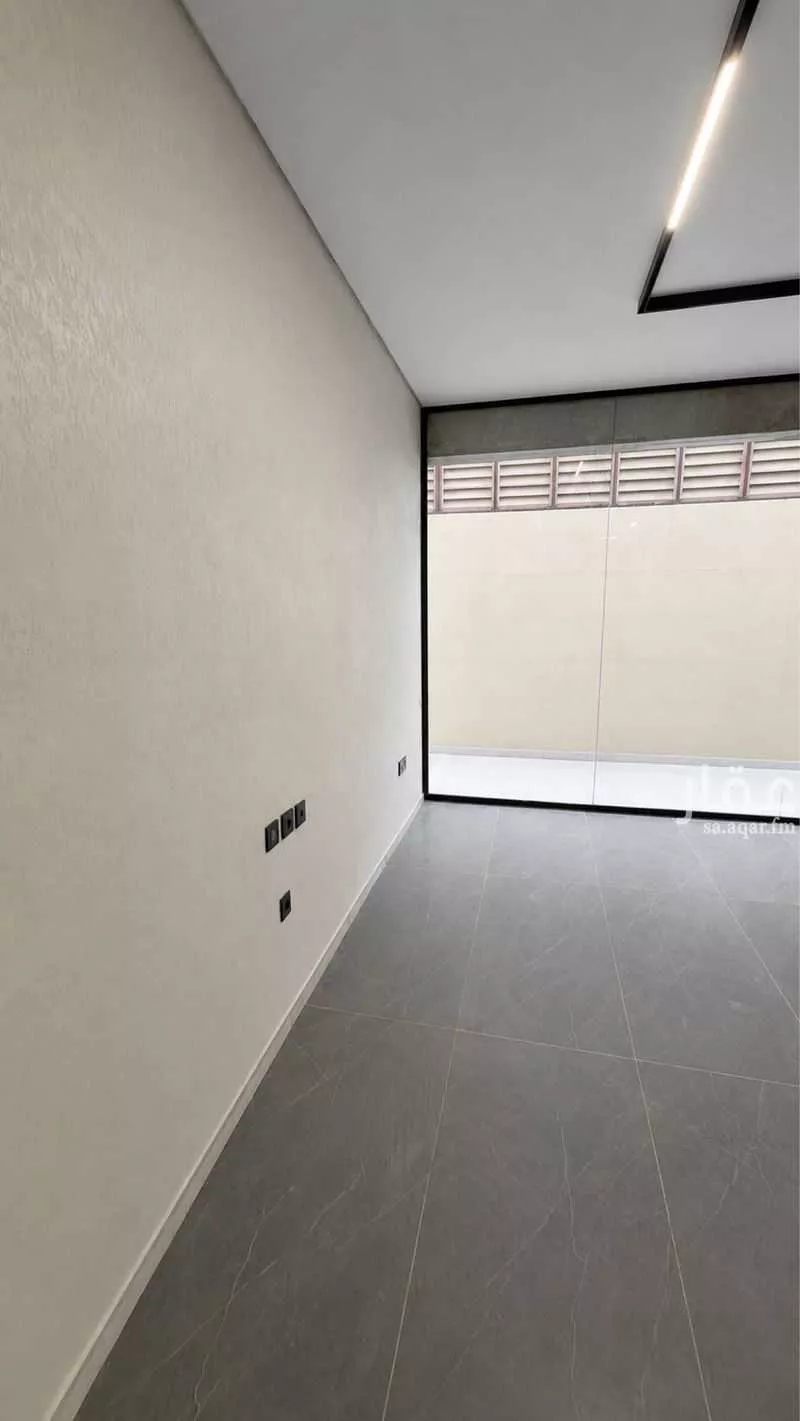 5 bedroom office in Al Nakheel, Riyadh 6