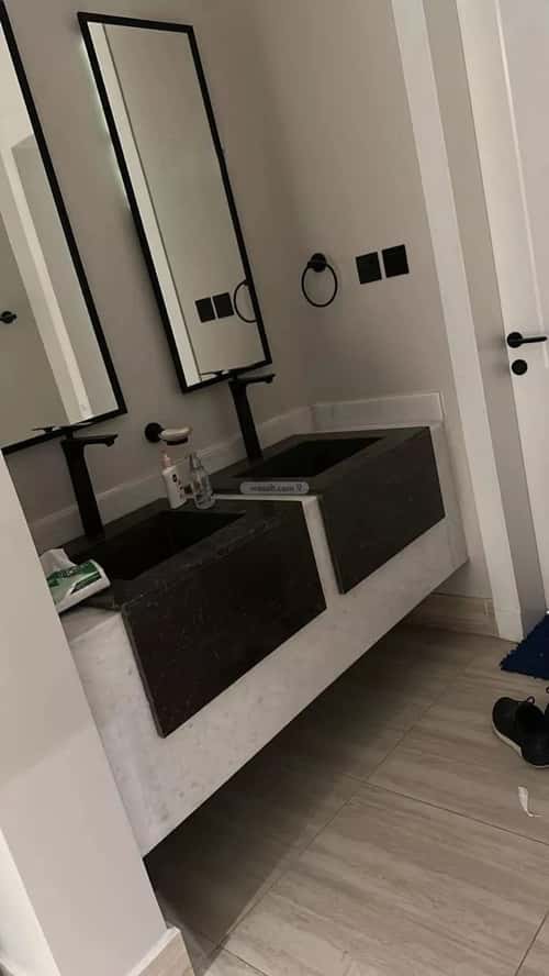 فيلا 5 غرف في الياسمين 2