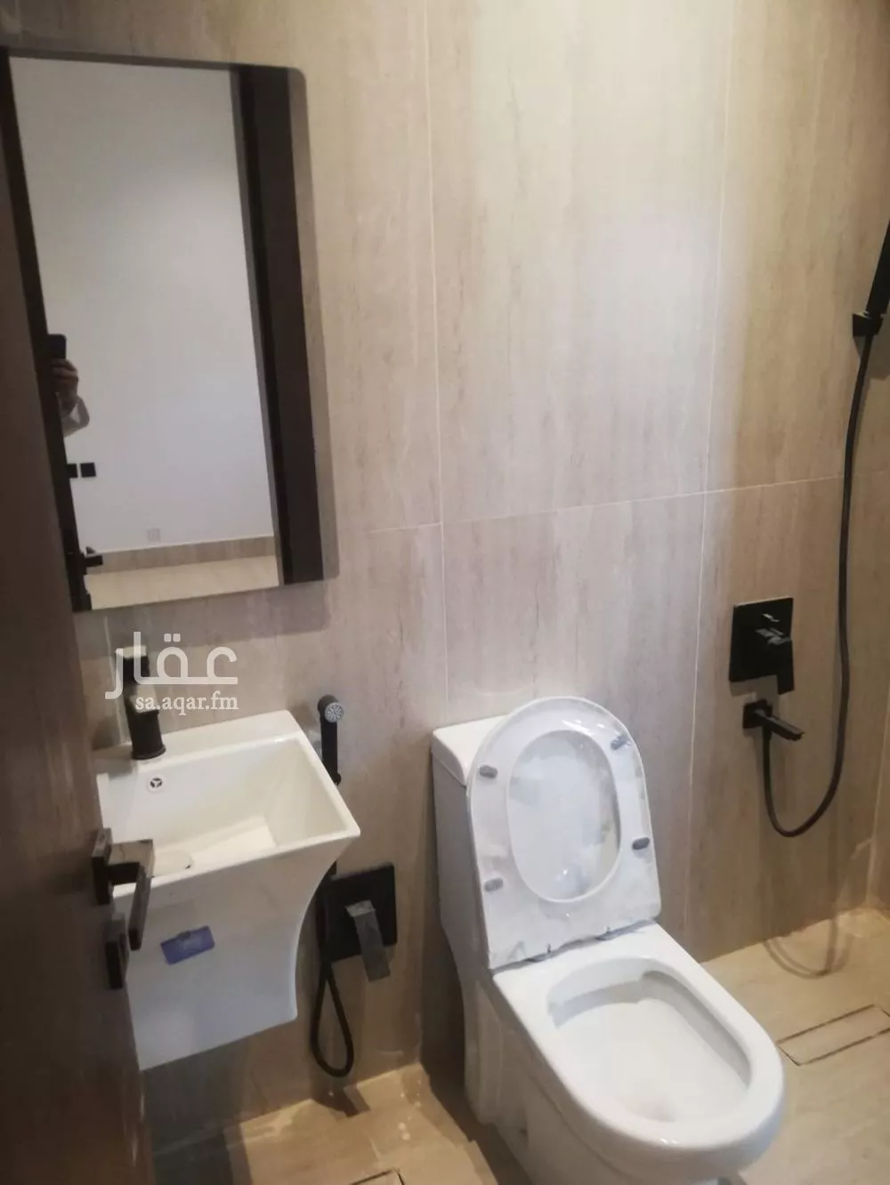 4 bedroom villa in Al Hazm, Riyadh 24