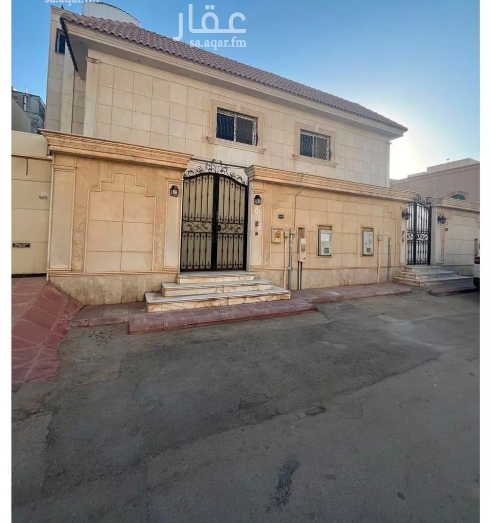 7 bedroom villa in Dhahrat Al Badiah, Riyadh 2