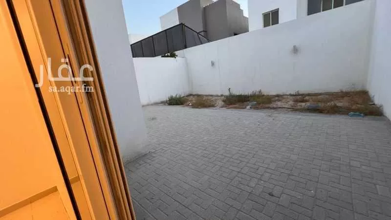 6 bedroom villa in Ash Sharq, Eastern Province 9