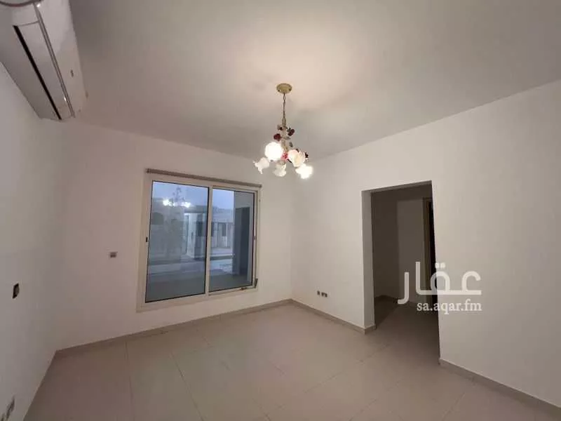 6 bedroom villa in Ash Sharq, Eastern Province 12