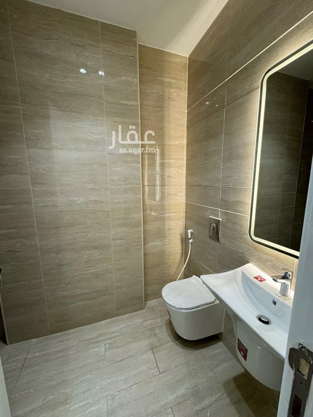 3 bedroom apartment in Dana Al Shamaliah, Eastern Province 7