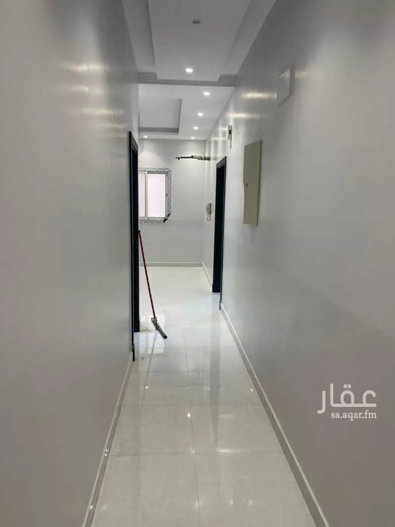 4 bedroom apartment in Az Zomorod, Jeddah 2