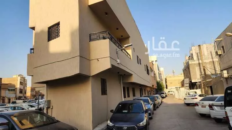 26 bedroom building in Al Yamamah, Riyadh 3