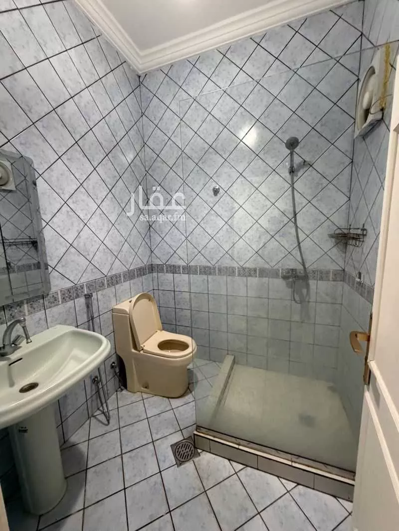 3 bedroom villa in Al Naeem, Jeddah 6
