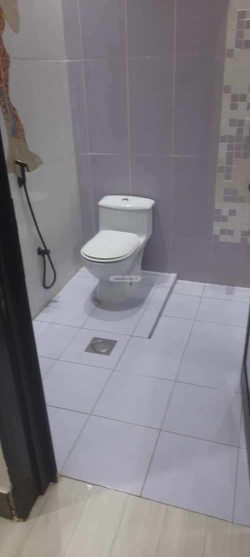 3 bedroom apartment in Al Yarmouk 8