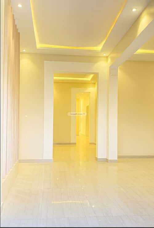 4 bedroom villa in Al Aridh 8