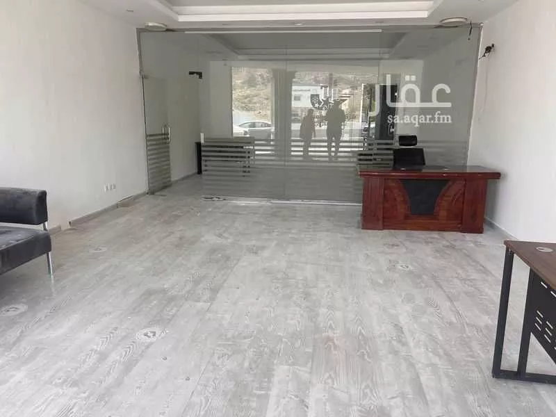 3 bedroom office in Al Fath, Madinah 3