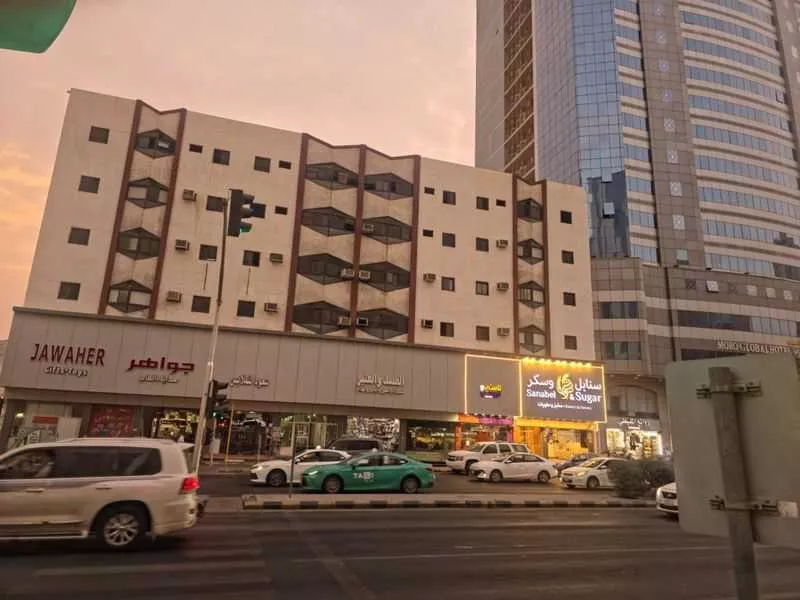shop in Al Aziziyah, Makkah