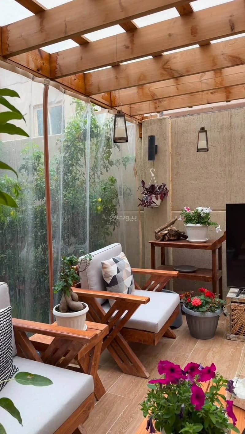 5 bedroom villa in Khuzam, Riyadh 9