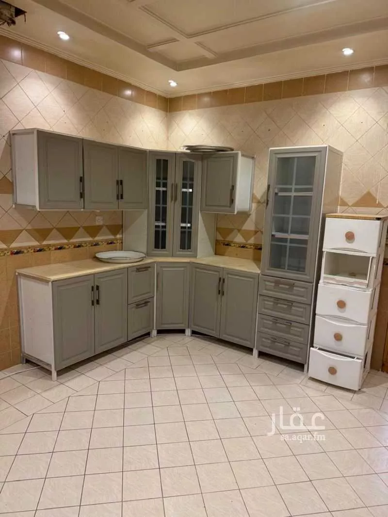 فيلا 4 غرف في الشهداء، الرياض 9