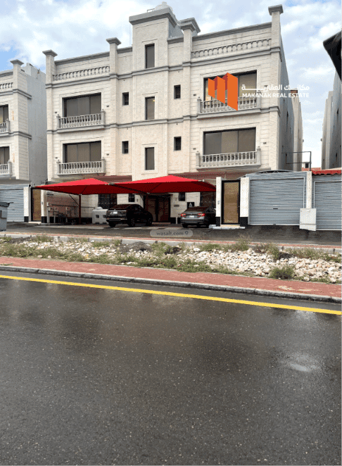 4 bedroom apartment in Al Wahah, Eastern Province 3