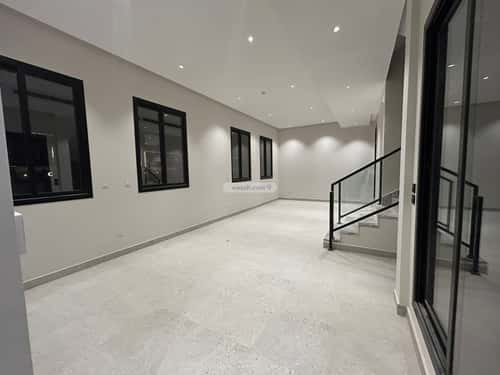 4 bedroom villa in Al Aridh 8