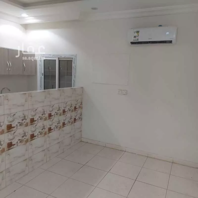 2 bedroom apartment in Al Ajawid, Jeddah 8