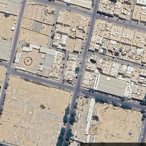 3 bedroom floor in Al Malaz 2