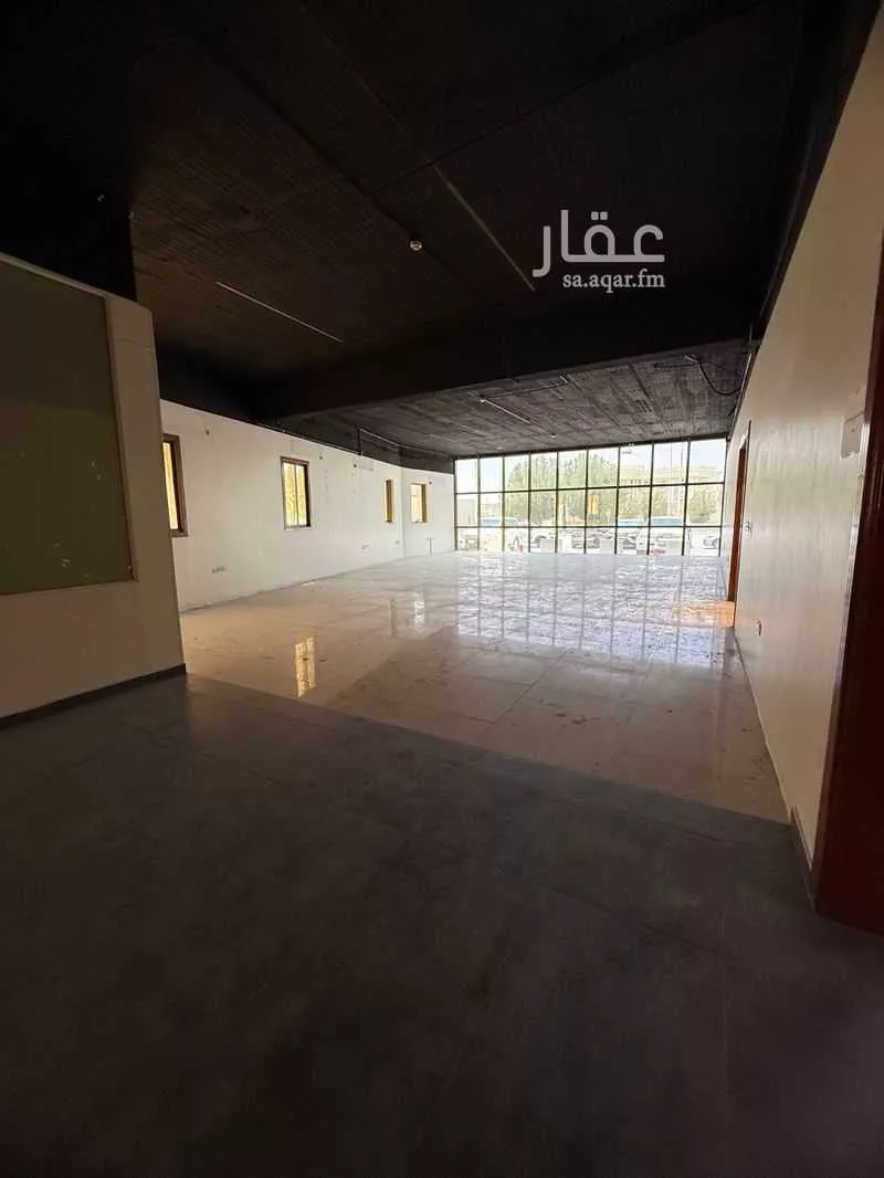 عقار 5 غرف في الملك عبدالله، الرياض 2