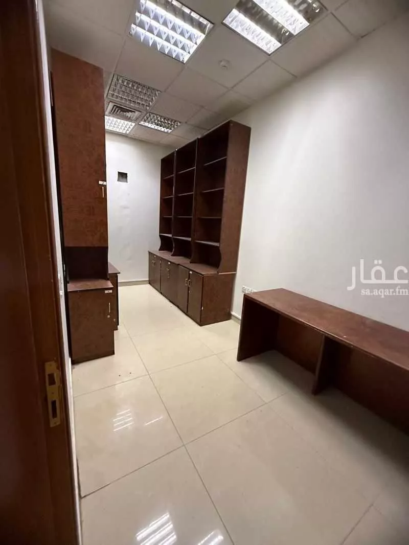 عقار 5 غرف في الملك عبدالله، الرياض 5