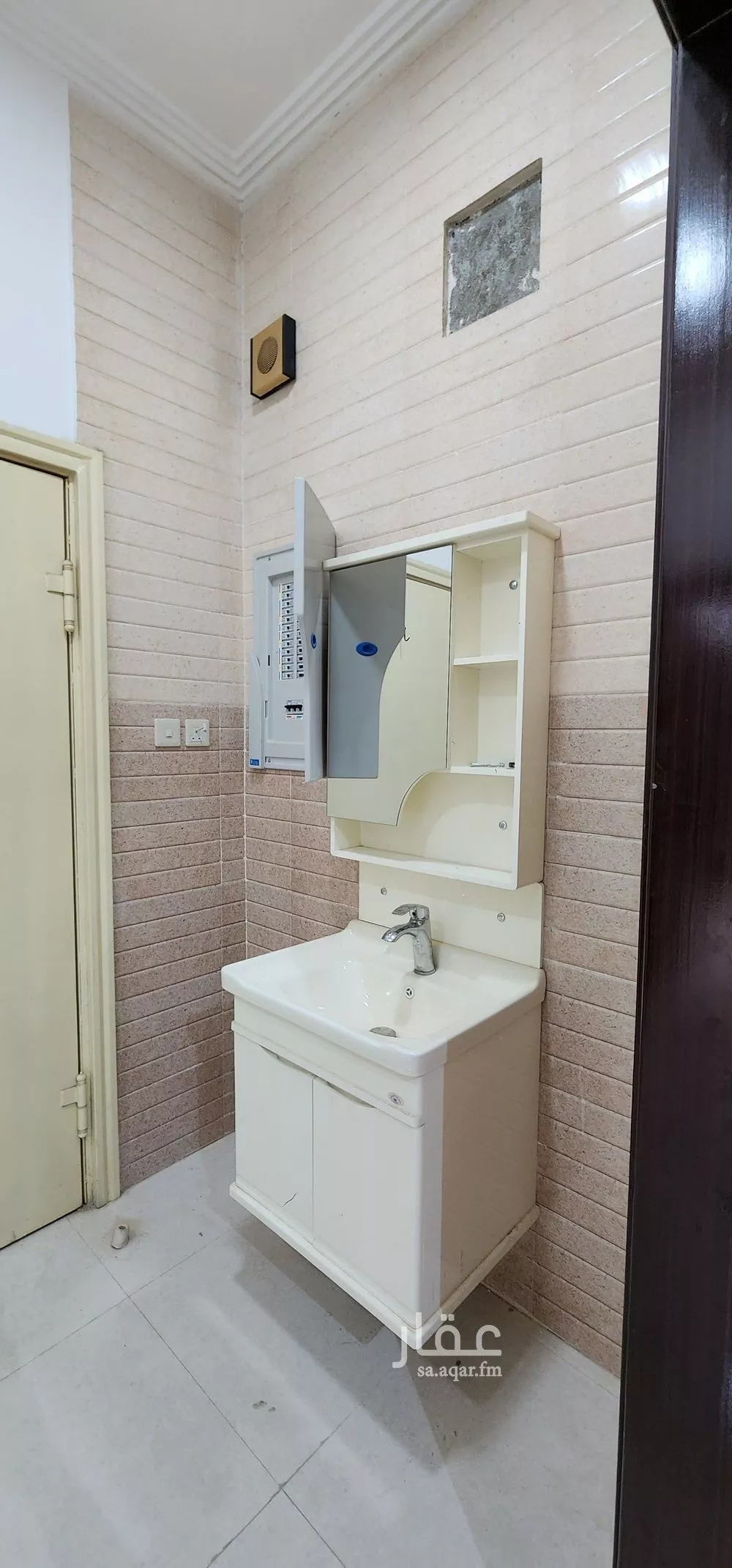 3 bedroom apartment in Dhahrat Al Badiah, Riyadh 7