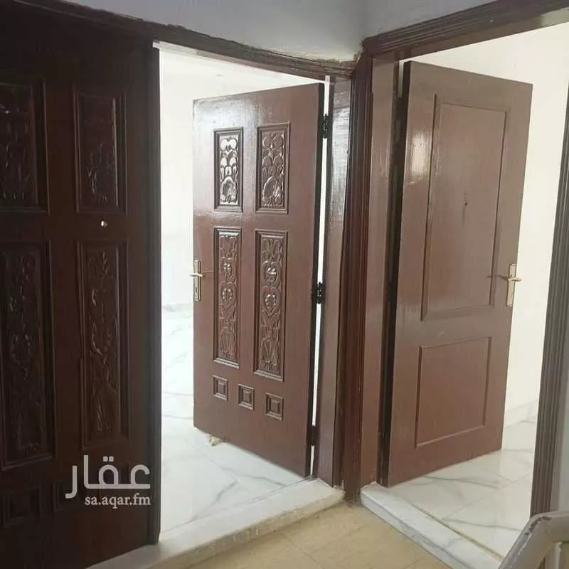 5 bedroom apartment in Al Aziziyah, Riyadh