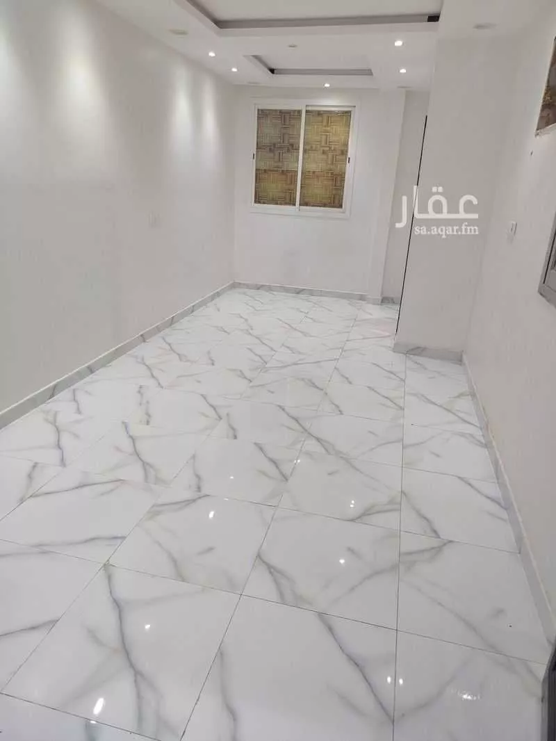 5 bedroom apartment in Al Aziziyah, Riyadh 10