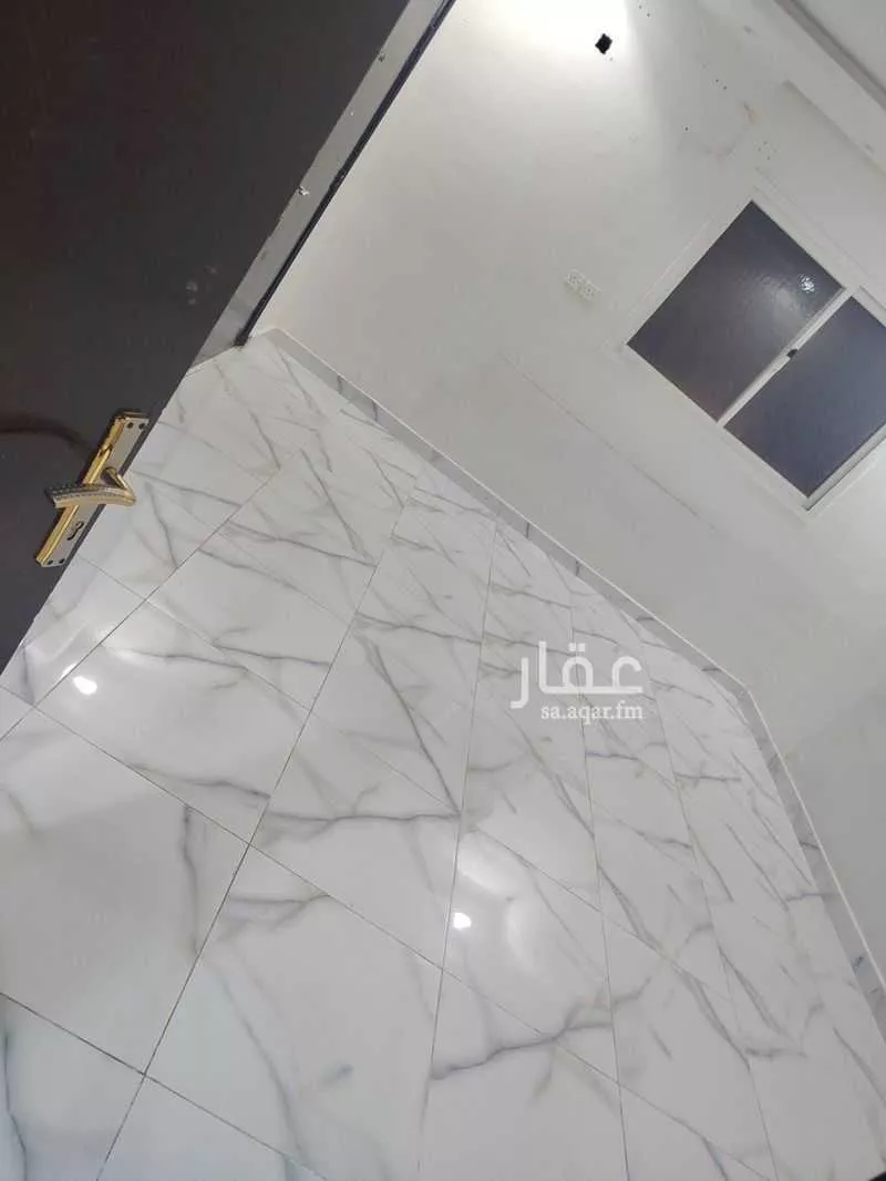 5 bedroom apartment in Al Aziziyah, Riyadh 13