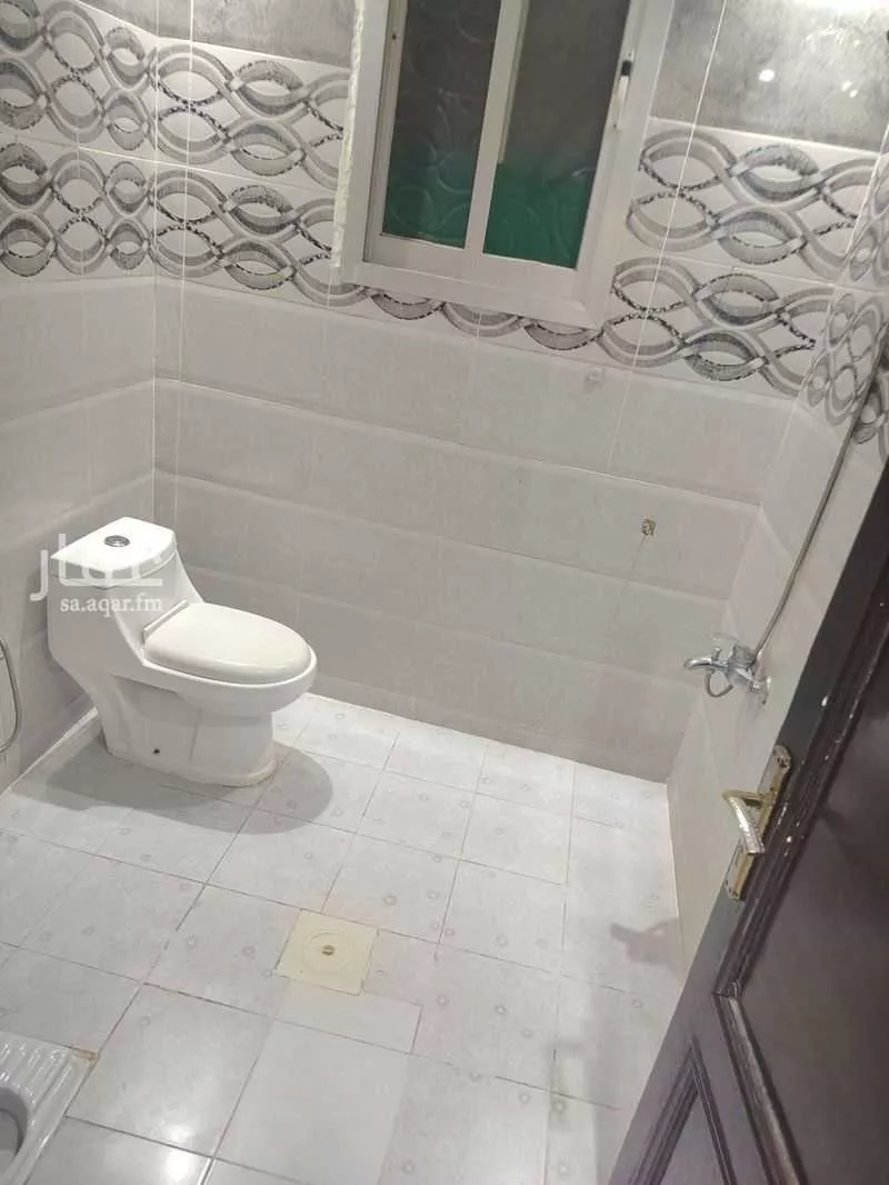 5 bedroom apartment in Al Aziziyah, Riyadh 11