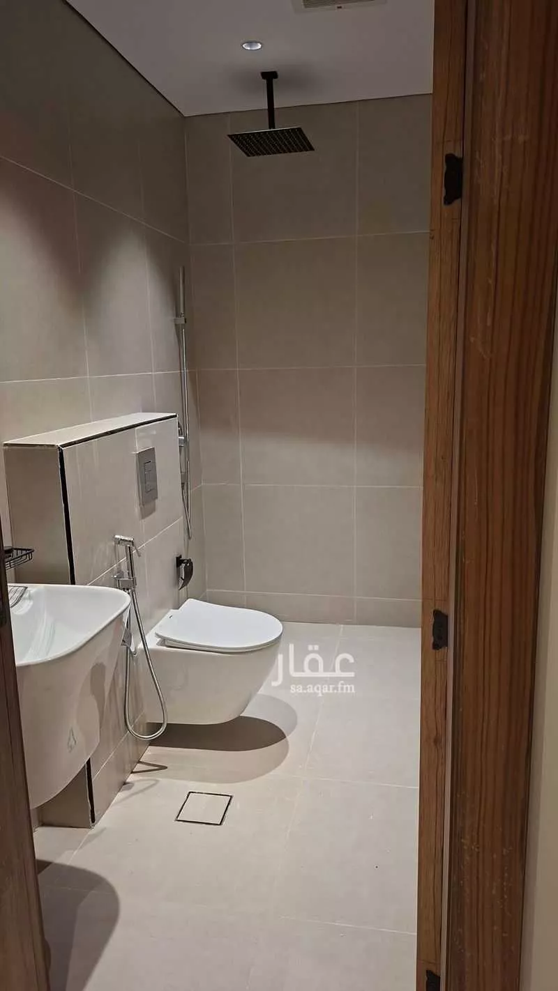 4 bedroom apartment in As Suwaidi, Riyadh 8