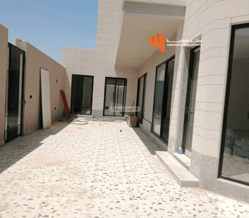 4 bedroom villa in Al Khuzama, Eastern Province 2